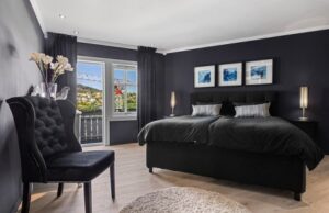 Modern Master Bedroom Color Ideas: Expert Tips And Guide Modern Master Bedroom Color Ideas